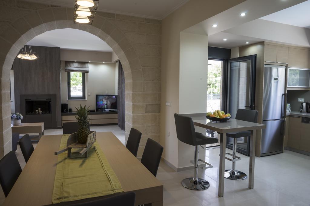 Villa-Azalea Алмирида Номер фото